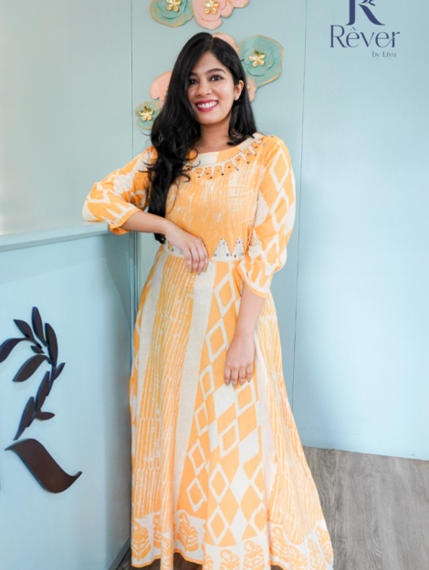 Yellow Printed Cotton Kurti with Mirror Sequins Detailing 04